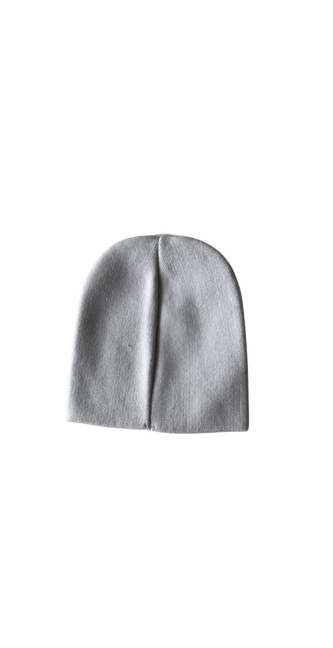 SILENZA™ WHITE KNIT BEANIE